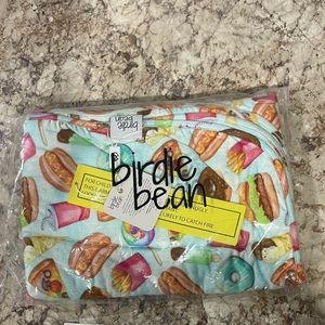 Nwt Birdie bean blanket